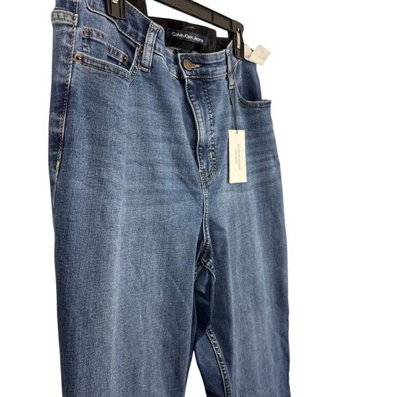 Calvin Klein Jeans High Rise Demi Boot Cut Medium Wash Jeans NWT Womens sz 20 W - Picture 4 of 16